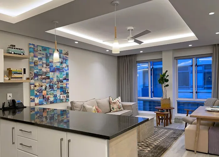 Luxurious Surf Apartment On Muizenberg Beach