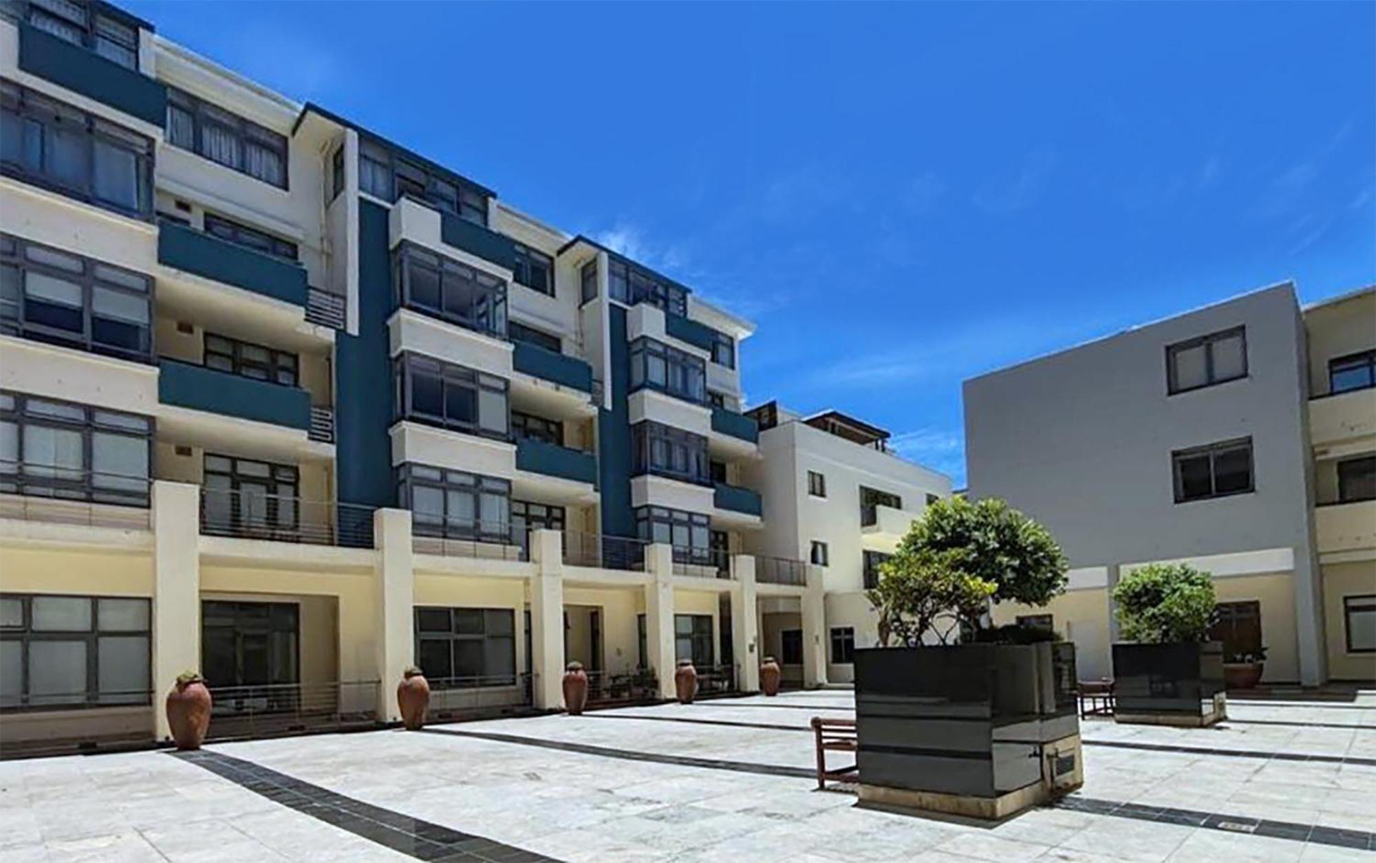 Luxurious Surf On Muizenberg Apartment